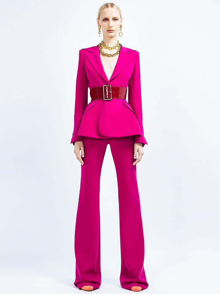 Blazer Women Oversized - ชุดสูทดีไซเนอร์รันเวย์คอลเลคชั่นใหม่ล่าสุดประจำปี 2026 จาก HIGH STREET ชุดสูทผู้หญิงทรงเข้ารูป