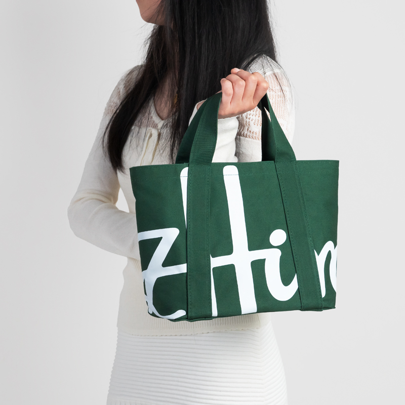 กระเป๋าผ้าแคนวาสลายโลโก้แบรนด์ - Women Fashion Brand Logo บทวิจารณ์และราคา
