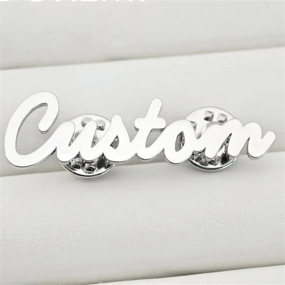 เข็มกลัดชื่อสั่งทำ เข็มกลัดติด - Women Fashion Dress Names บทวิจารณ์และราคา